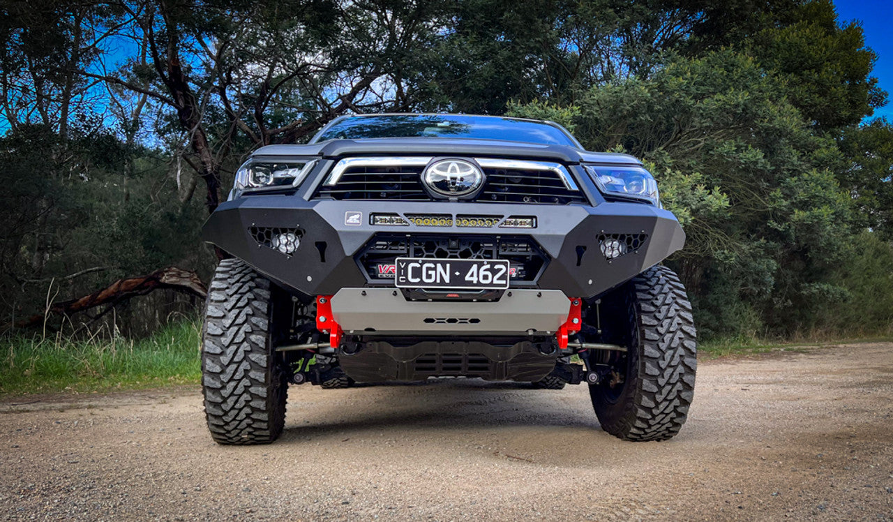 Predator Bull bar, Suitable for Toyota Hilux Rogue Wide Body N80, 2022 (MY23) on (SUPPLIED & FITTED IN STORE ONLY)