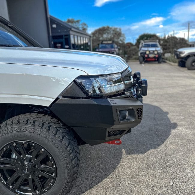 HAMER King series bull bar for Toyota Landcruiser 300 Series (2021 – Present)