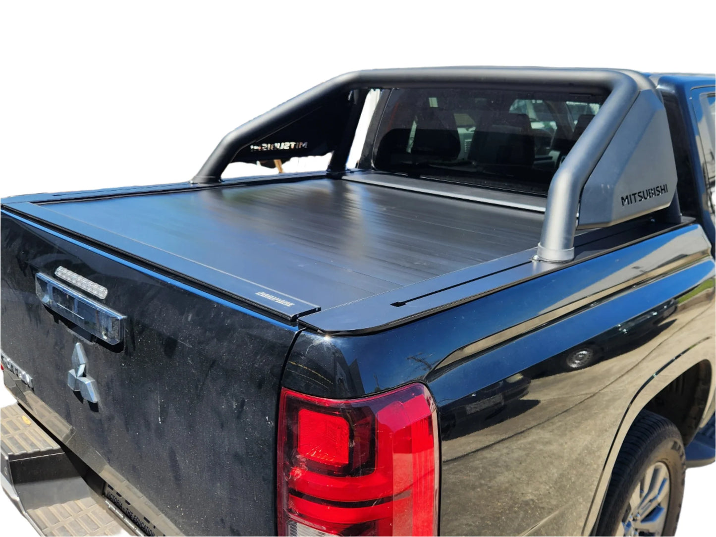 MITSUBISHI TRITON MV DC 2024+ ELECTRIC ROLLER SHUTTER COVER (SUPPLIED & FITTED IN STORE ONLY)