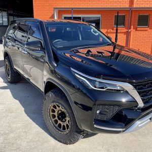 Toyota Fortuner Snorkel AVAILABLE IN MATT BLACK, SATIN BLACK OR POLISHED (SUPPLIED & FITTED IN STORE ONLY)