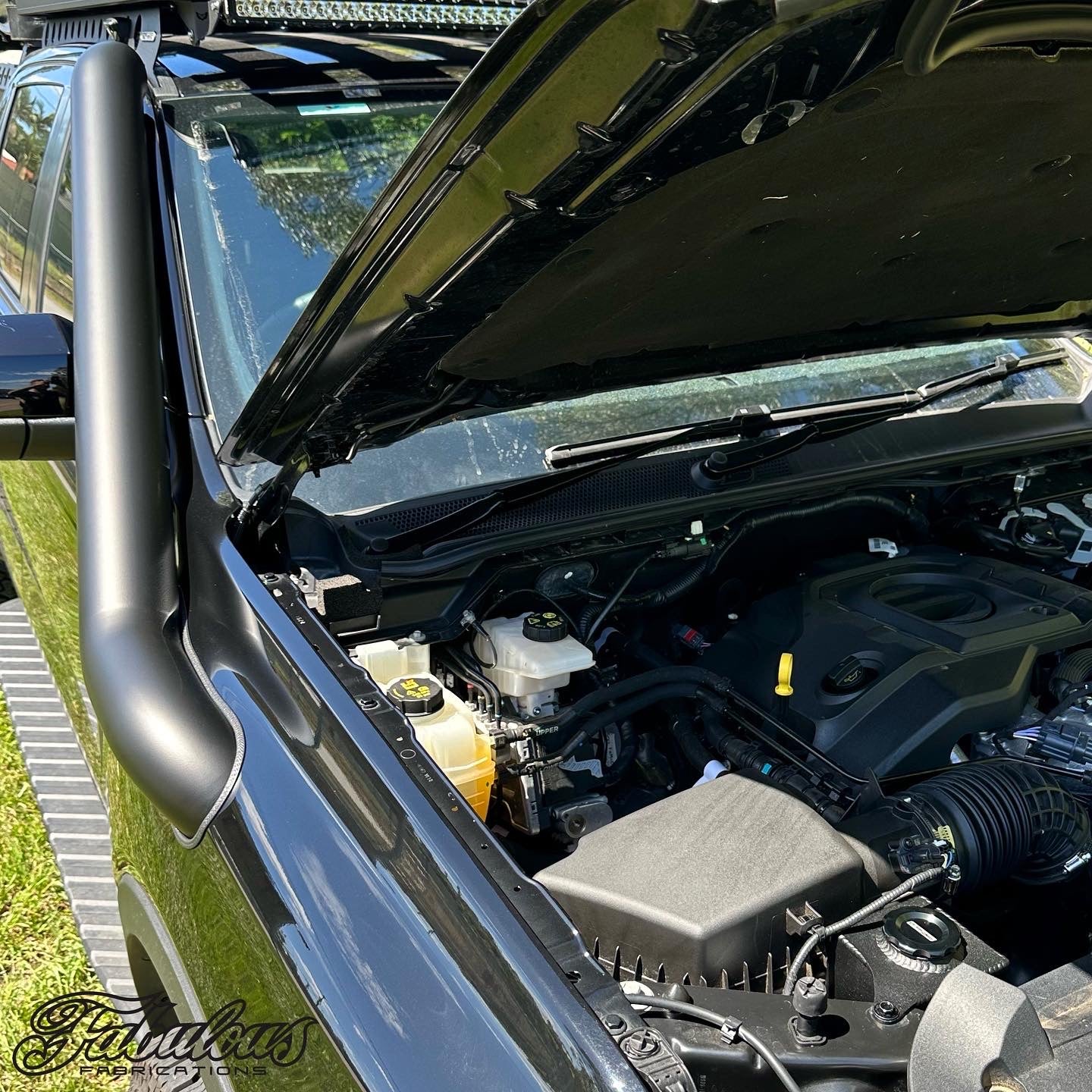 Ford Ranger Next Gen 4 Inch Stainless Snorkel and Alloy Washer Bottle Kit (Short & Mid Entry Available) - Image 7