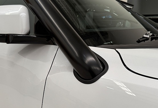 Snorkel | Fabwitz 4″ Stainless Short Entry Powder Coated – BYD Shark 6 (2024-Current) - Image 4