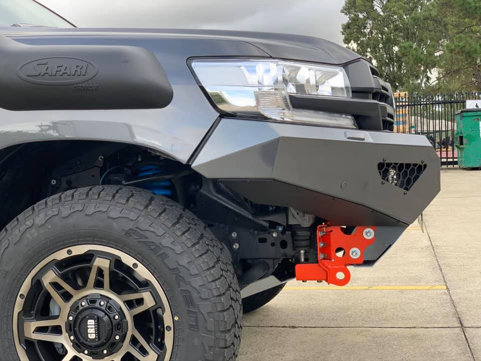 Predator Bull bar, To suit Toyota Land Cruiser 200 Series, 2015-2021 - Image 2