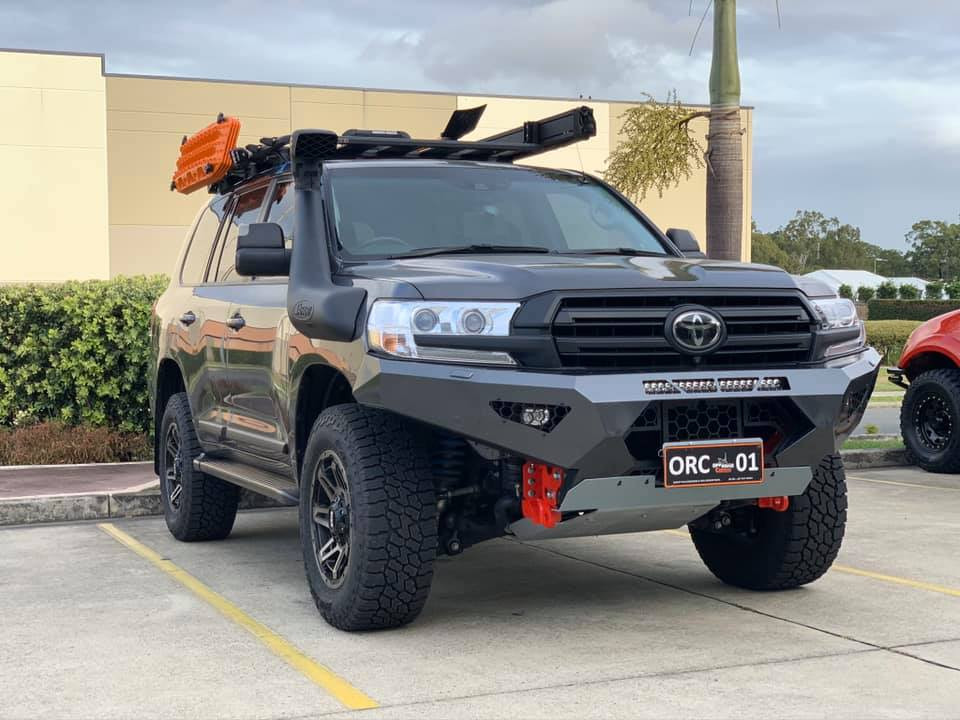 Predator Bull bar, To suit Toyota Land Cruiser 200 Series, 2015-2021 - Image 4