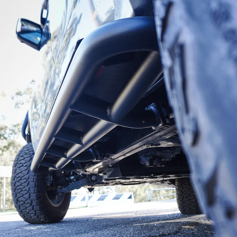MV Triton Rock Sliders - Image 2